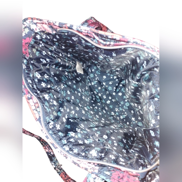 Vera Bradley Cabbage Rose Cabernet Vera Tote - Picture 5 of 8